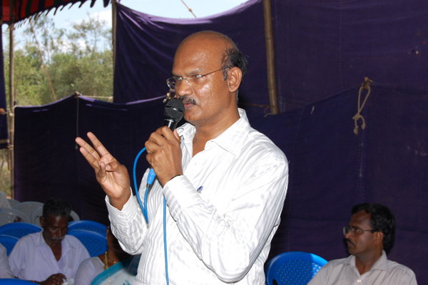 Shri.S.Elangovan, Managing Director speaking to the public